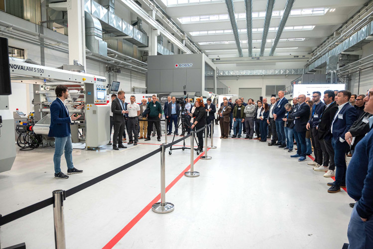 Kaschierung mit NOVALAM S 550