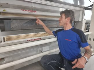 Politecna setzt auf Vetaphone-Technologie