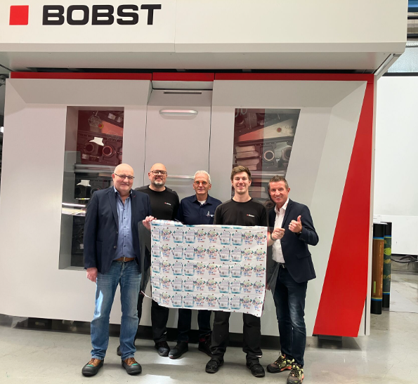 Packaging Competence Netzwerk Gemeinsam stark: Kosmetik-Sachet im Bobst Competence Center realisiert
