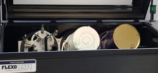 Automated and Efficient Cleaning of Ink Buckets