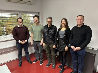 Start des Forschungsprojekts „Papier statt Plastik“