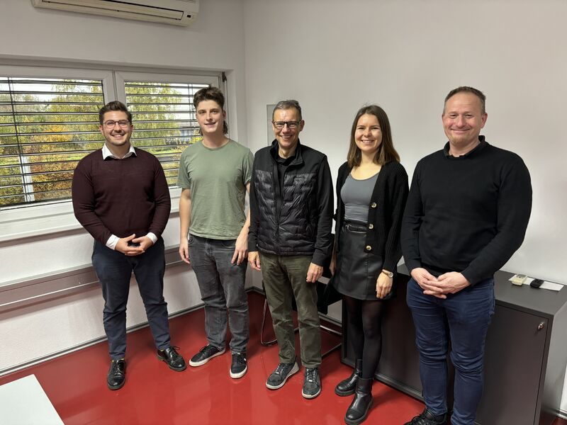 Start des Forschungsprojekts „Papier statt Plastik“