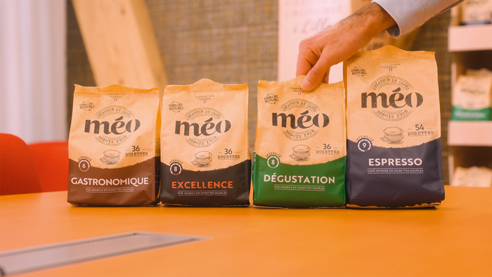 Cafés Méo setzt auf „Design for Recycling“-PE-Flowpacks von adapa