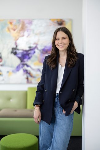 Lisa Marie Höcker rückt in die Geschäftsführung der Höcker Polytechnik GmbH auf