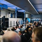 Koenig & Bauer präsentiert hybride Verpackungsproduktion mit der VariJET 106