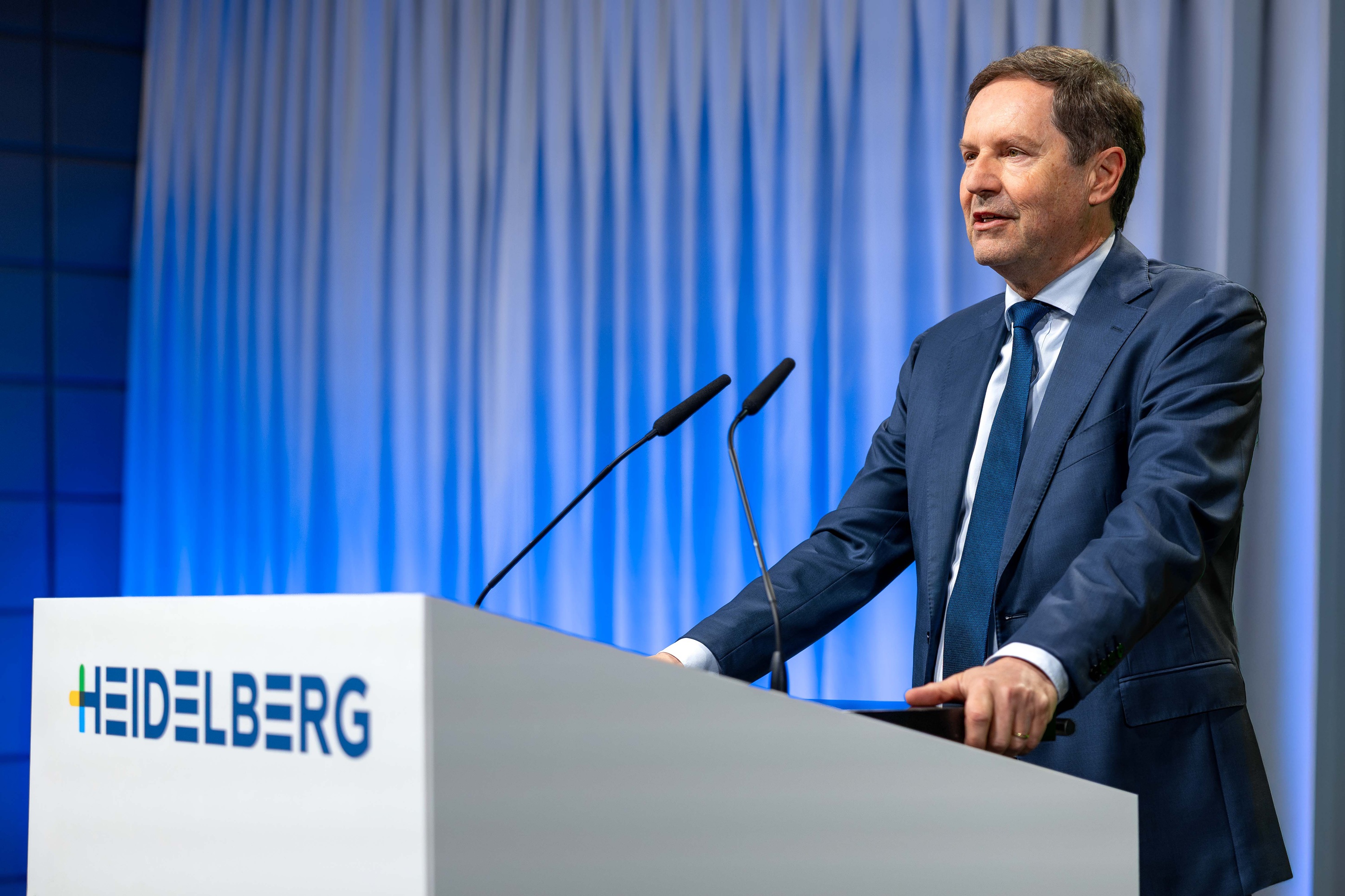 Die Hauptversammlung bestätigt den strategischen Kurs. Im Verpackungsdruck will Heidelberg Druck, Weiterverarbeitung, Software und Service enger verzahnen.